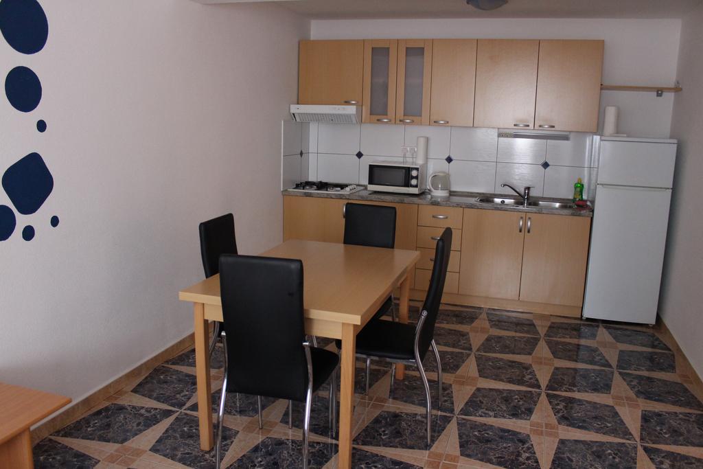 Apartments Mustac Drage Εξωτερικό φωτογραφία